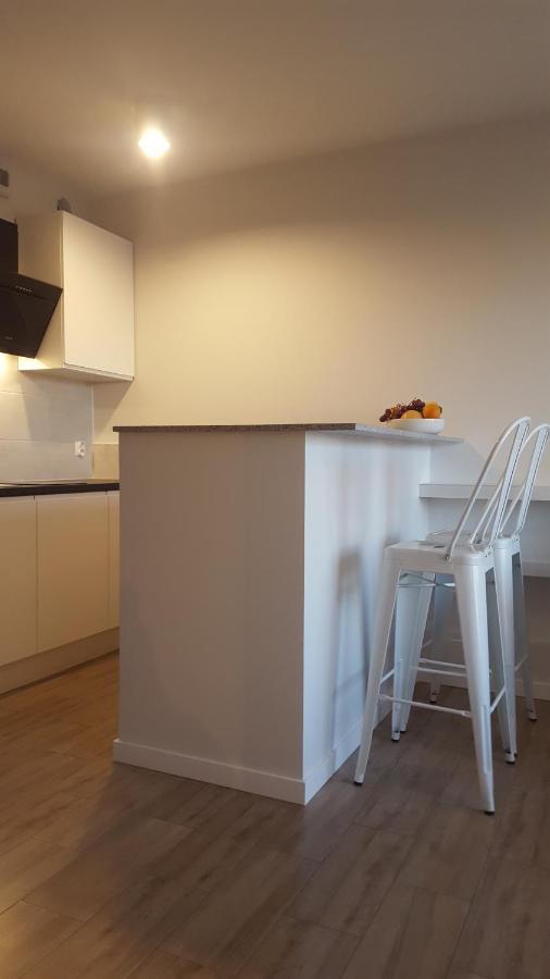 Apartament Wsrod 1000Cy Swiatel - Z Parkingiem W Hali Garazowej- Duzy Balkon Z Lezakami - Piekny Widok Noca Na Panorame Tysiaclecia كاتوفيتسه المظهر الخارجي الصورة