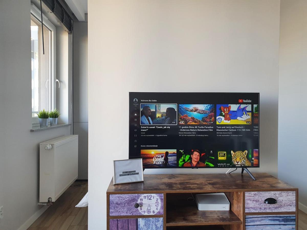 Apartament Wsrod 1000Cy Swiatel - Z Parkingiem W Hali Garazowej- Duzy Balkon Z Lezakami - Piekny Widok Noca Na Panorame Tysiaclecia كاتوفيتسه المظهر الخارجي الصورة