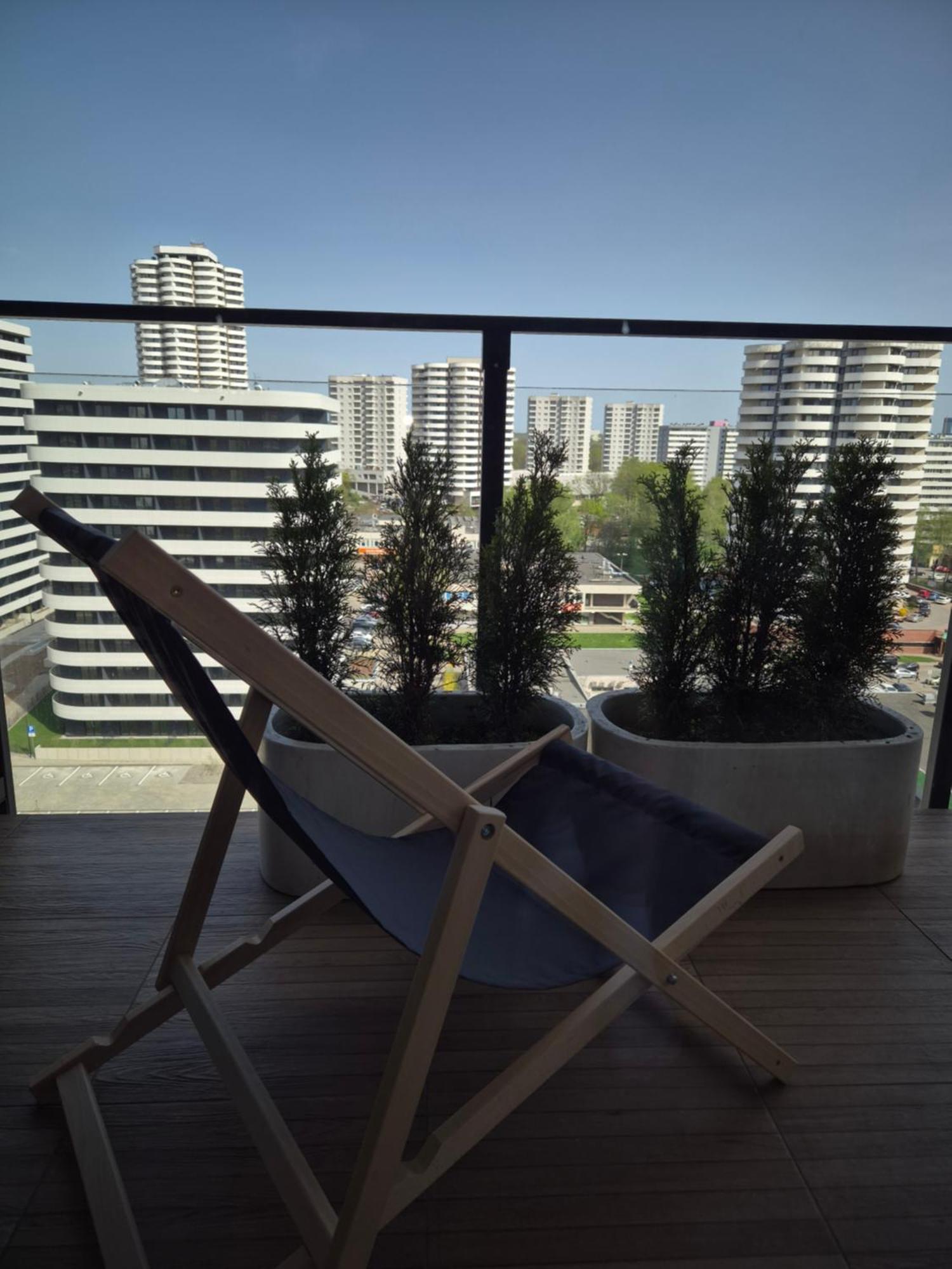 Apartament Wsrod 1000Cy Swiatel - Z Parkingiem W Hali Garazowej- Duzy Balkon Z Lezakami - Piekny Widok Noca Na Panorame Tysiaclecia كاتوفيتسه المظهر الخارجي الصورة